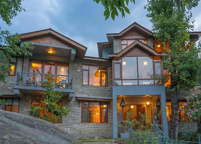 Stayvista At The Waterwillow With Valley View Manali 